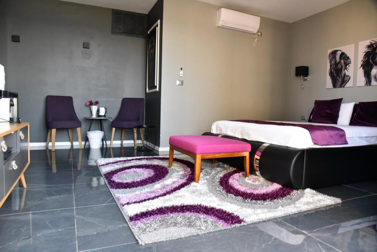 Penthouse Apartment On The Beach バト・ヤム エクステリア 写真